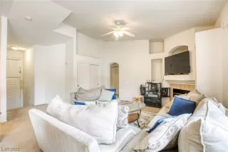 Photo #3: 2527789 Listing 