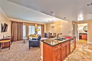 Photo #4: 2527817 Listing 