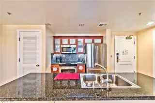 Photo #6: 2527817 Listing 