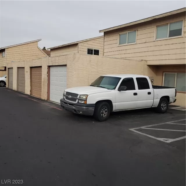 MLS: 2527822 Condo For Sale