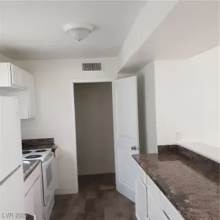 Photo #6: 2527822 Listing 