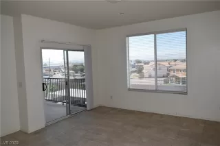 Photo #6: 2527831 Listing