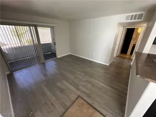 Photo #6: 2527845 Listing 