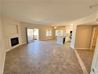 Photo #5: 2527868 Listing 