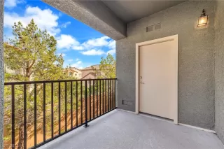 Photo #2: 2527891 Listing 