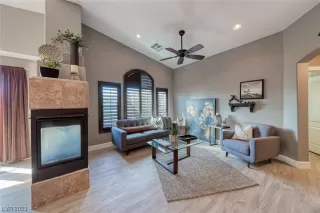 Photo #1: 2527903 Listing