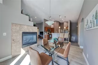 Photo #6: 2527903 Listing