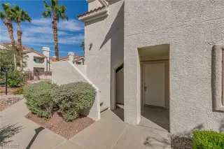 Photo #1: 2527912 Listing 