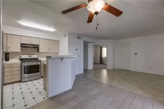 Photo #3: 2527912 Listing 