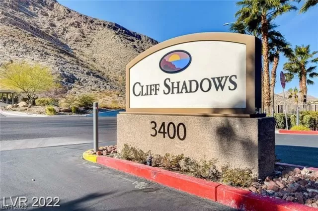 MLS: 2527922 Condo For Sale
