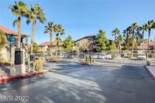 Photo #1: 2527922 Listing 