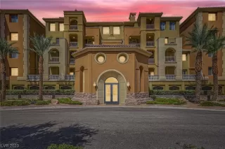 Photo #2: 2527925 Listing