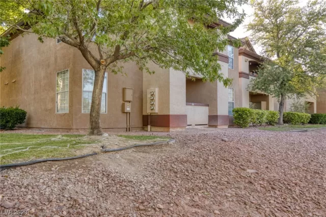 MLS: 2527941 Condo For Sale