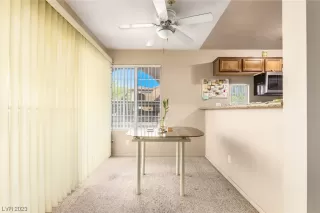 Photo #4: 2528008 Listing