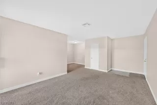 Photo #4: 2528014 Listing 