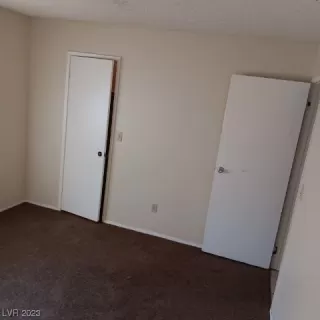 Photo #3: 2528077 Listing 