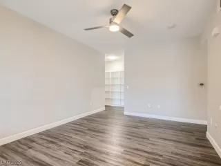 Photo #1: 2528132 Listing