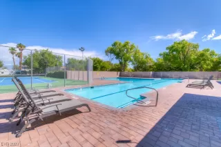 Photo #2: 2528156 Listing 