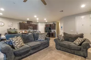 Photo #6: 2528185 Listing 