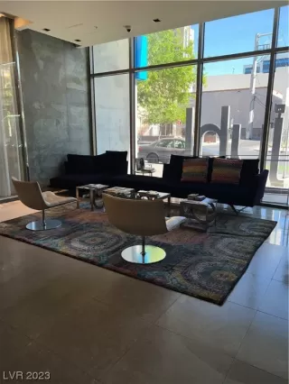 Photo #1: 2528196 Listing