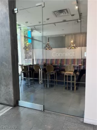 Photo #2: 2528196 Listing