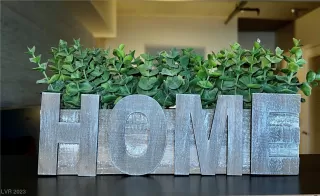 Photo #4: 2528196 Listing