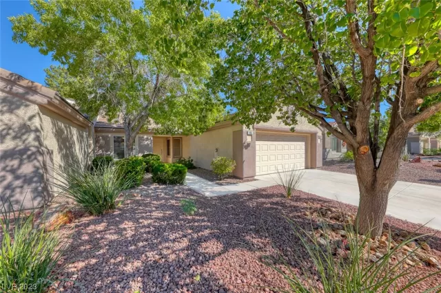 MLS: 2528230 Condo For Sale