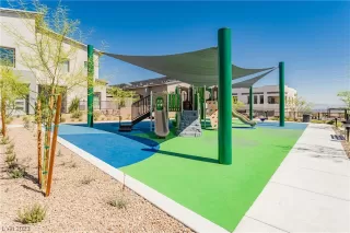 Photo #2: 2528258 Listing 