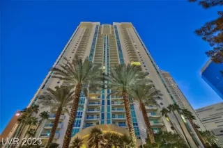 Photo #1: 2528272 Listing