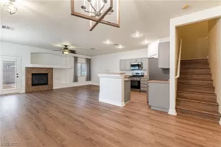 Photo #4: 2528291 Listing 