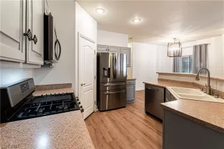 Photo #6: 2528291 Listing 