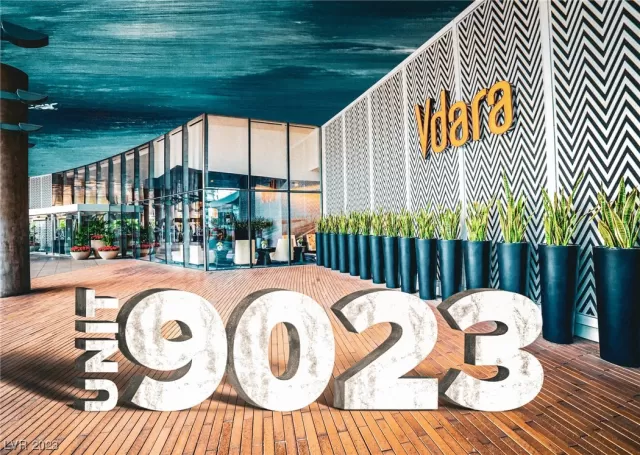 MLS: 2528331 Condo For Sale