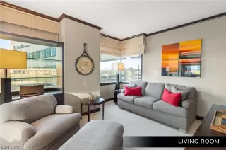 Photo #1: 2528331 Listing