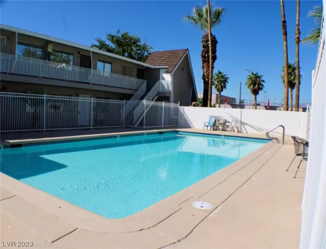 MLS: 2528350 Condo For Sale
