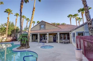 Photo #1: 2528357 Listing