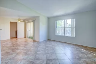 Photo #6: 2528357 Listing