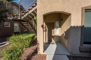 Photo #2: 2528373 Listing