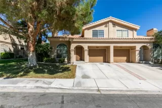 Photo #1: 2528382 Listing 