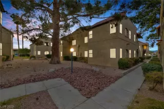 Photo #2: 2528410 Listing