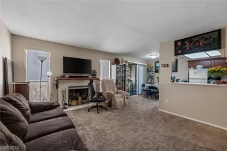 Photo #5: 2528410 Listing