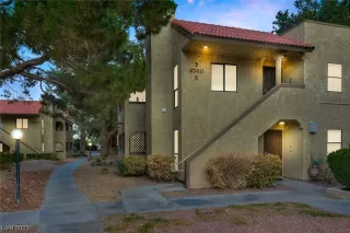 Photo #3: 2528413 Listing