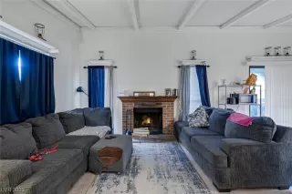 Photo #6: 2528413 Listing