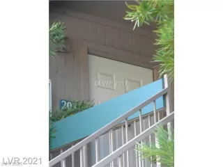 Photo #1: 2528416 Listing 