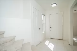 Photo #4: 2528465 Listing