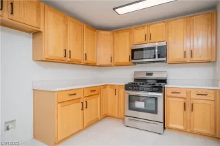 Photo #6: 2528465 Listing