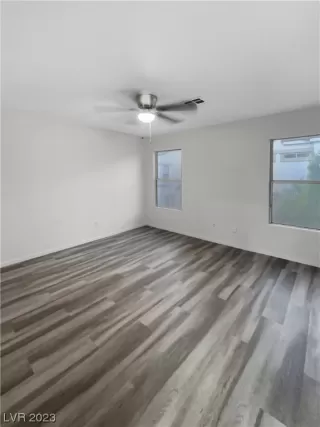 Photo #4: 2528470 Listing 