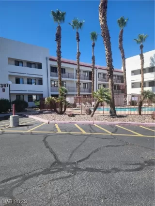 Photo #1: 2528493 Listing