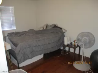 Photo #6: 2528493 Listing