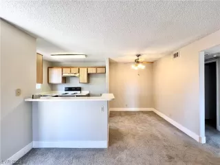 Photo #4: 2528494 Listing 