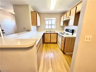 Photo #6: 2528494 Listing 